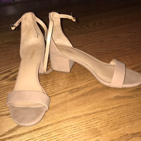 nude short block heels